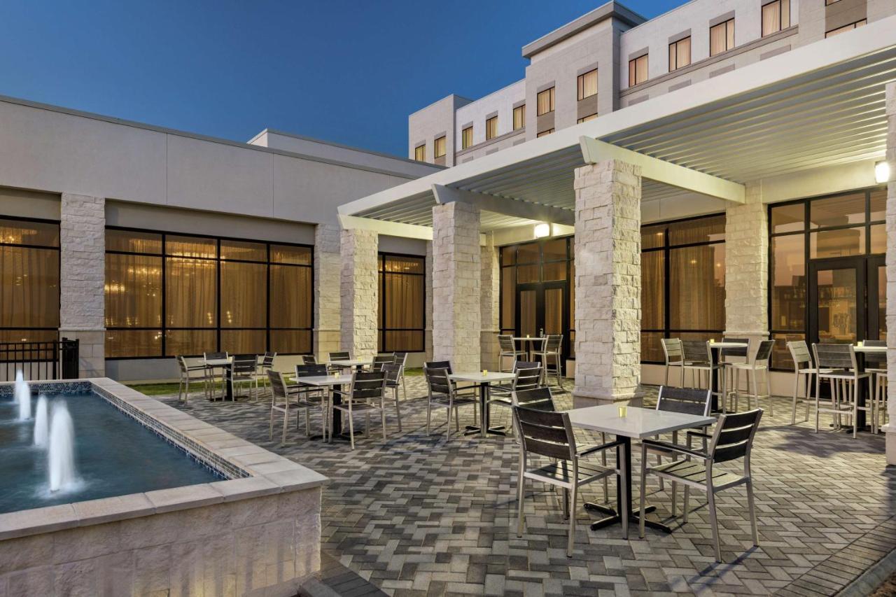 Embassy Suites By Hilton Round Rock Exterior photo